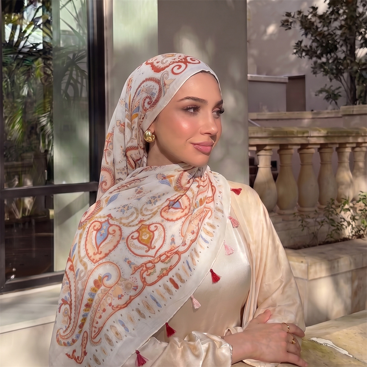 Women'S Vintage Accessories - Vintage Paisley Print Tassel Hijab Scarf