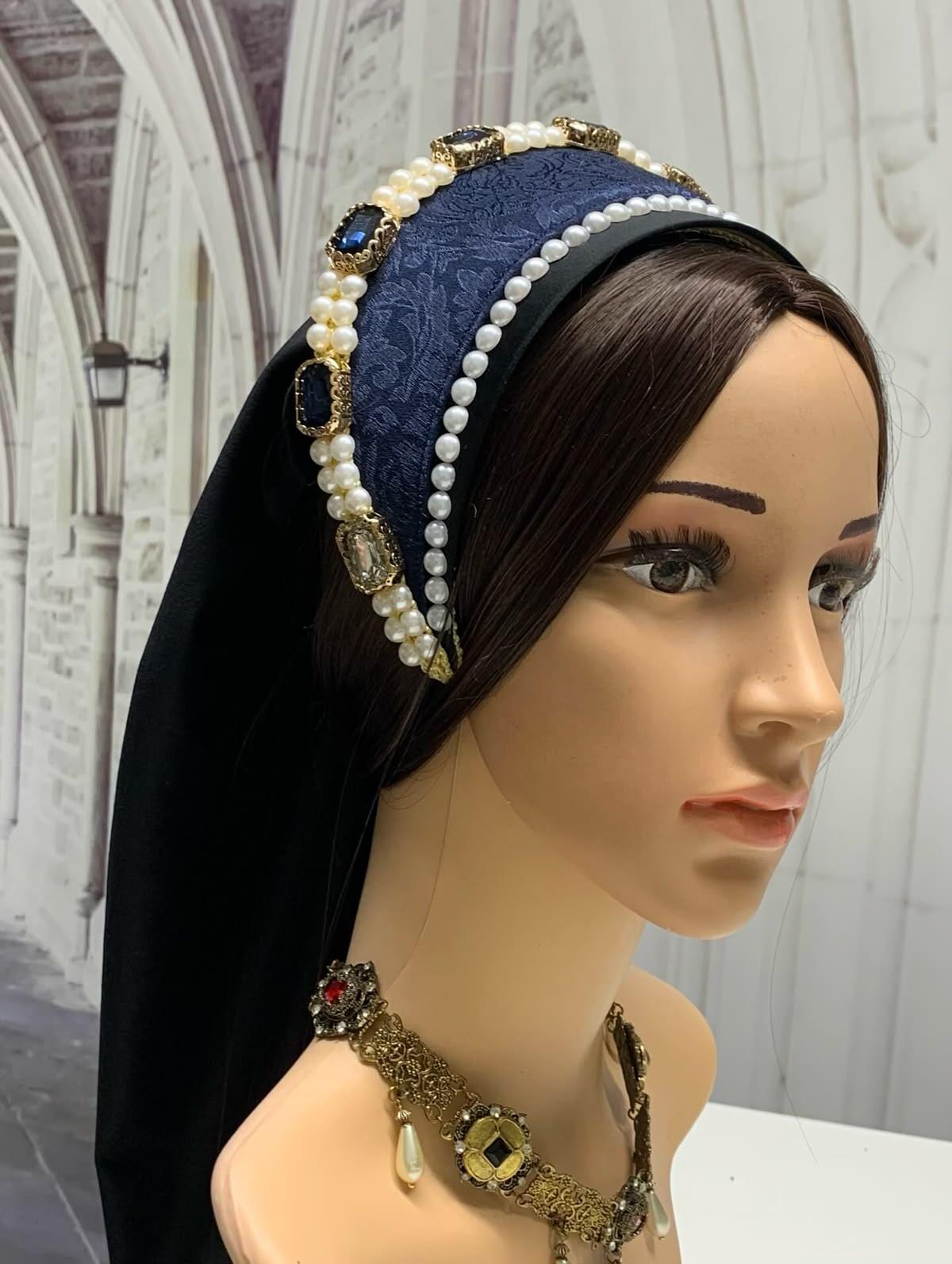 Vintage Women French Tudor Que - Women'S Vintage Accessories avaliação e preço