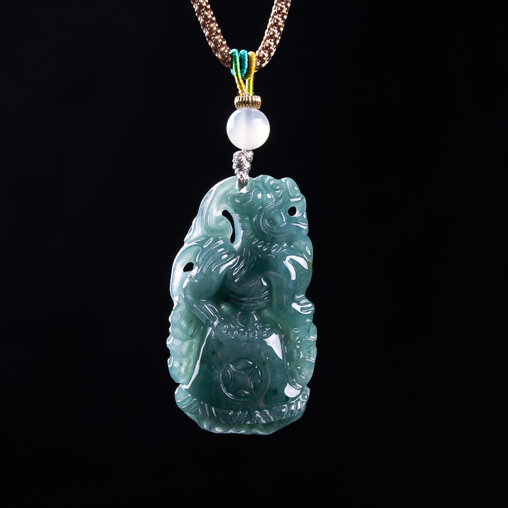 Burmese Jadeite Pixiu Pendant  - Women'S Vintage Accessories avaliação e preço