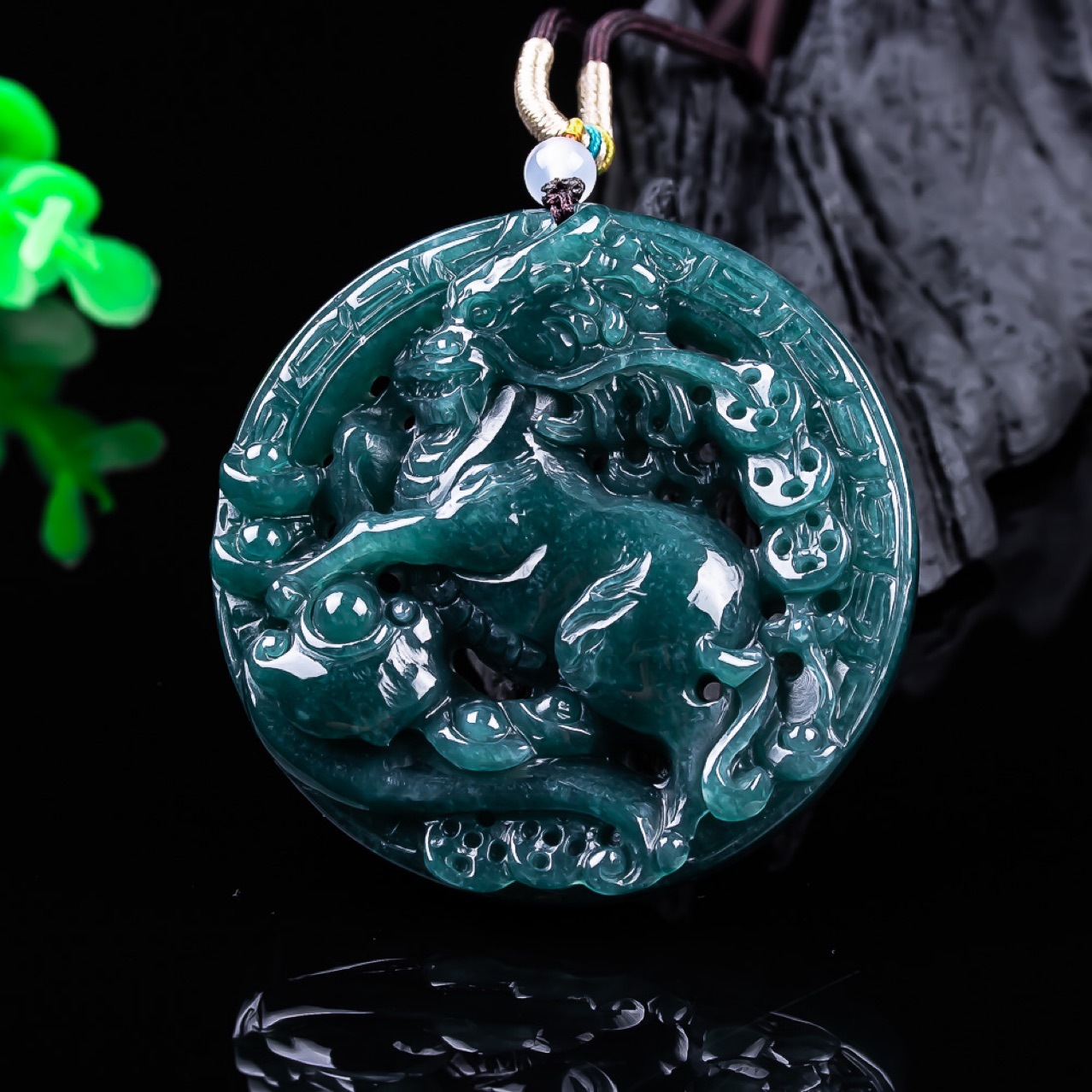 Burmese Jadeite Dragon Pendant - Women'S Vintage Accessories avaliação e preço