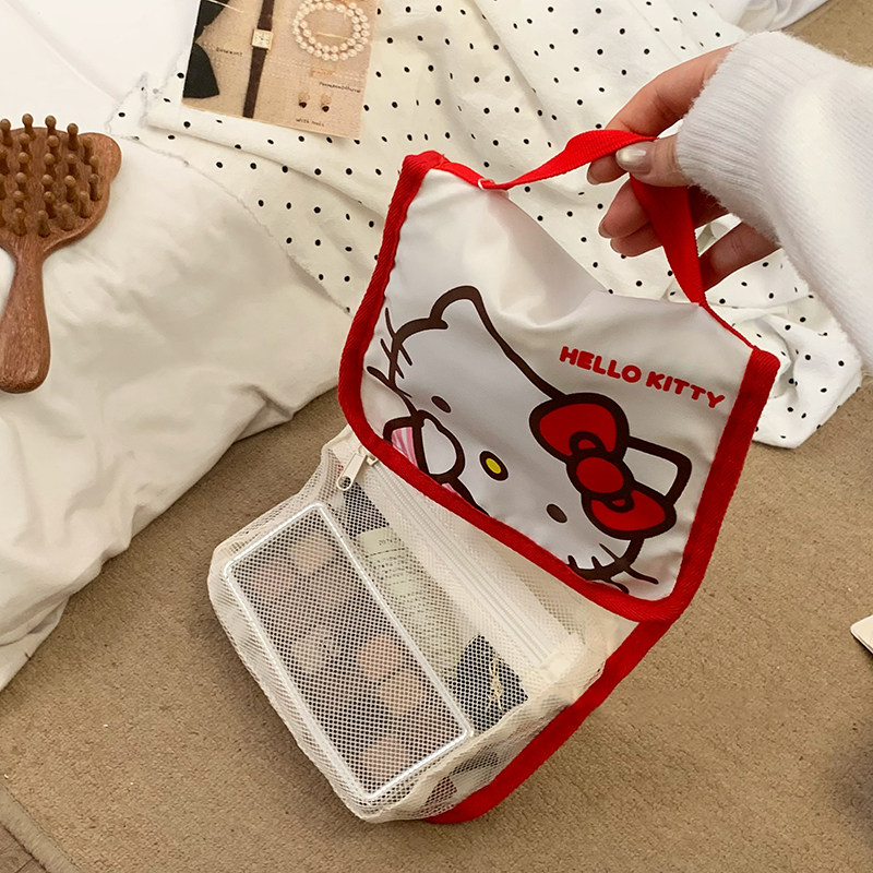 Hello Kitty Portable Large Cap - Women Accessories List avaliação e preço