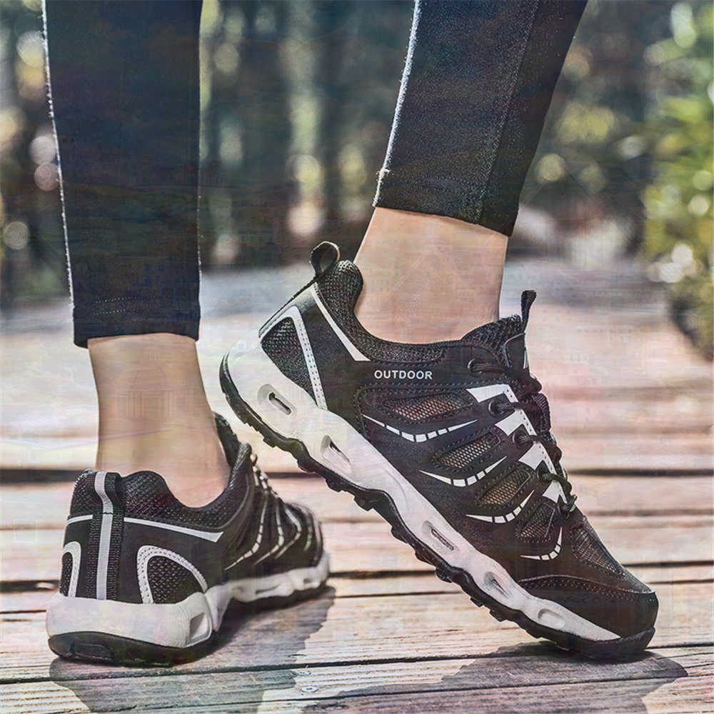 Sumer Round Tip Silver Sneaker - Women Accessories Business avaliação e preço